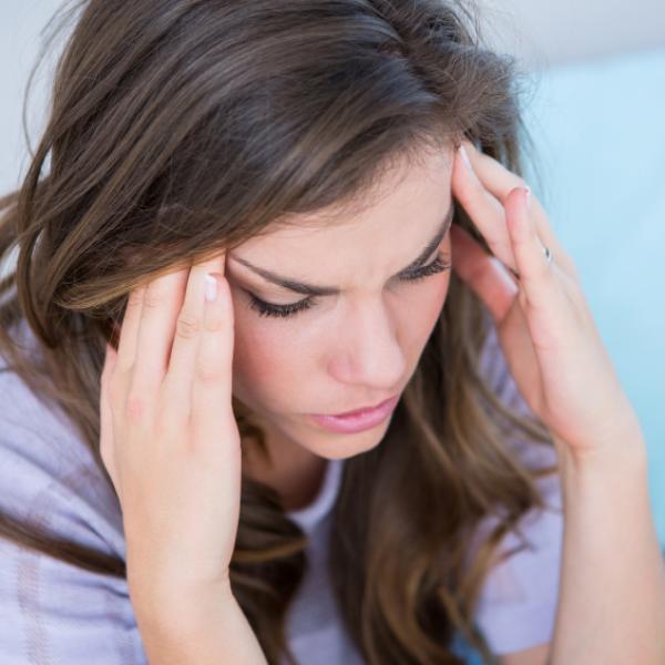 Causas de fiebre y dolor de cabeza