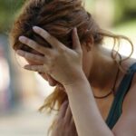 Dolor de cabeza y temblores